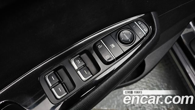 Kia K5 (II) 2.0 SX Luxury 2017 — фото 13