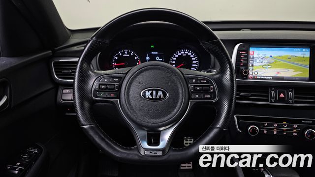 Kia K5 (II) 2.0 SX Luxury 2017 — фото 14