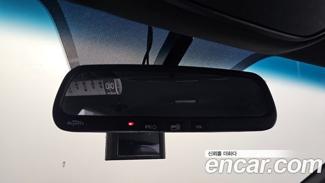Kia K5 (II) 2.0 SX Luxury 2017 — фото 19