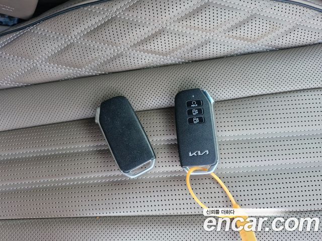 Kia K8 2.5 Gasoline 2WD Signature 2023 — фото 10