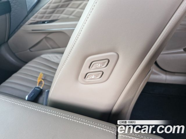 Kia K8 2.5 Gasoline 2WD Signature 2023 — фото 17