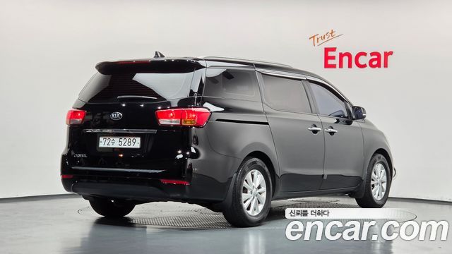 Kia Carnival 11-seater Luxury 2015 — фото 2
