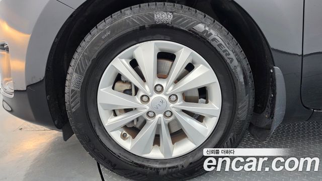 Kia Carnival 11-seater Luxury 2015 — фото 5