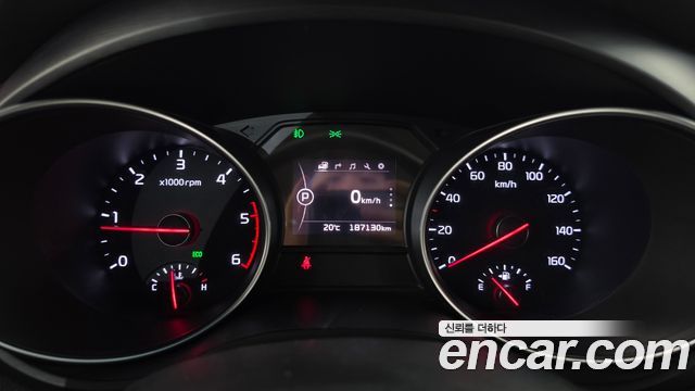 Kia Carnival 11-seater Luxury 2015 — фото 8