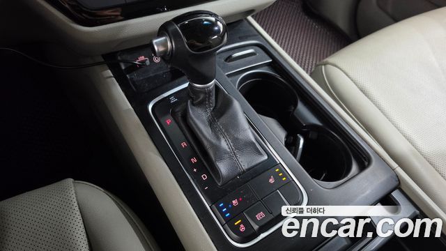 Kia Carnival 11-seater Luxury 2015 — фото 9