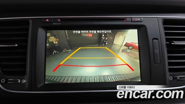 Kia Carnival 11-seater Luxury 2015 — фото 19