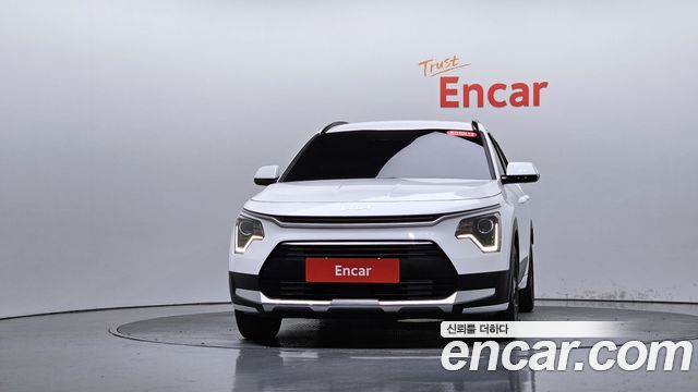 Kia Niro Prestige 2024 — фото 3