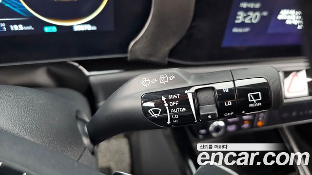 Kia Niro Prestige 2024 — фото 17