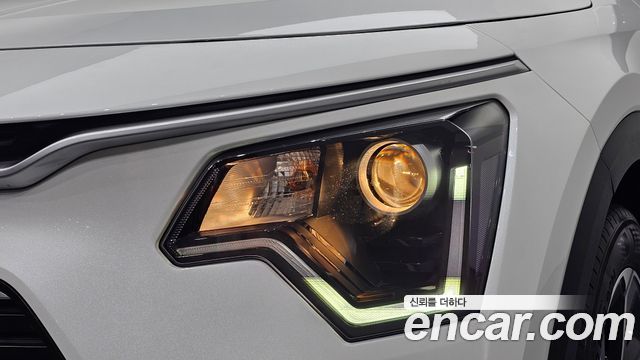 Kia Niro Prestige 2024 — фото 22