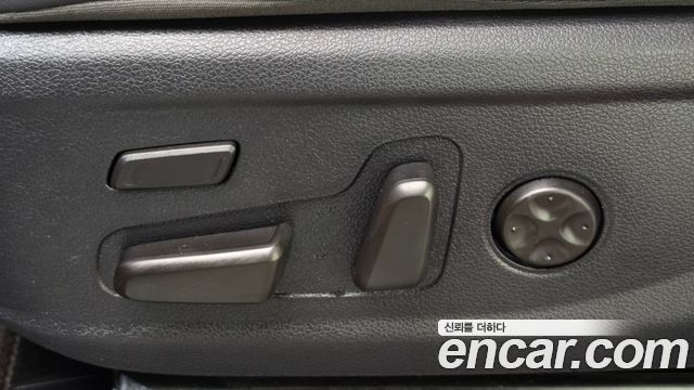 Hyundai Santa Fe (TM) Gasoline 2.0T 2WD Inspiration 2020 — фото 31