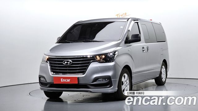 Hyundai Grand Starex Wagon 11-Seater Modern 2019 — фото 1
