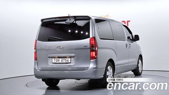 Hyundai Grand Starex Wagon 11-Seater Modern 2019 — фото 2