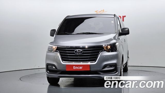 Hyundai Grand Starex Wagon 11-Seater Modern 2019 — фото 3