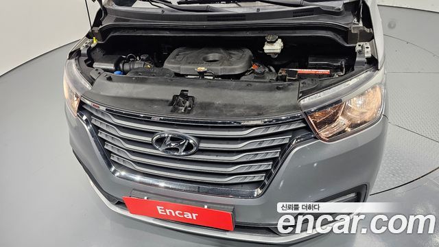 Hyundai Grand Starex Wagon 11-Seater Modern 2019 — фото 6
