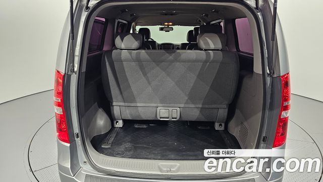 Hyundai Grand Starex Wagon 11-Seater Modern 2019 — фото 20
