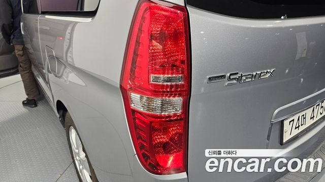 Hyundai Grand Starex Wagon 11-Seater Modern 2019 — фото 23