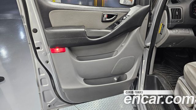 Hyundai Grand Starex Wagon 11-Seater Modern 2019 — фото 24