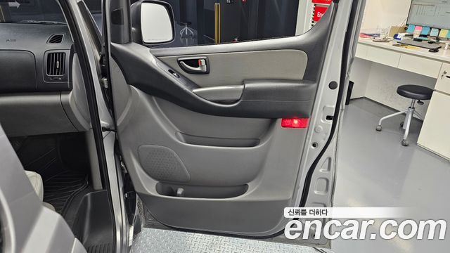 Hyundai Grand Starex Wagon 11-Seater Modern 2019 — фото 25