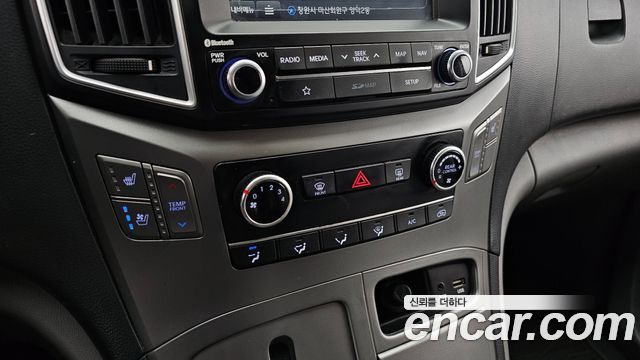 Hyundai Grand Starex Wagon 11-Seater Modern 2019 — фото 31