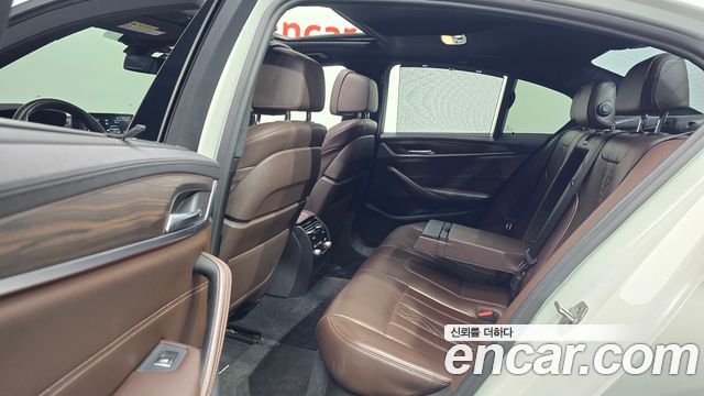 BMW 5 Series (G30) 520d M Sport Package Plus 2018 — фото 12