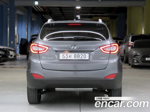 Hyundai Tucson ix Diesel(e-VGT) 2WD Modern 2014 — фото 4