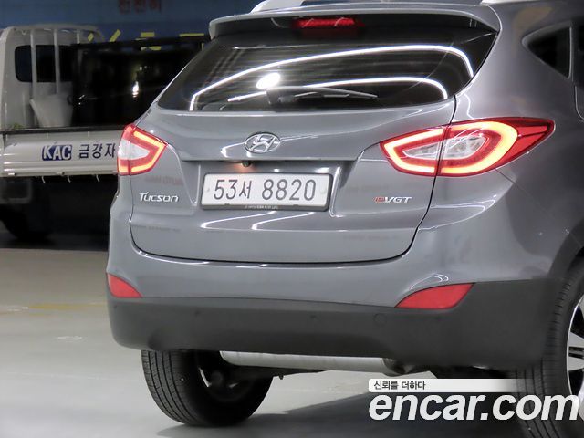Hyundai Tucson ix Diesel(e-VGT) 2WD Modern 2014 — фото 23