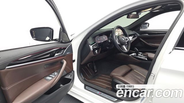 BMW 5 Series (G30) 530i xDrive M Sport Package 2023 — фото 10