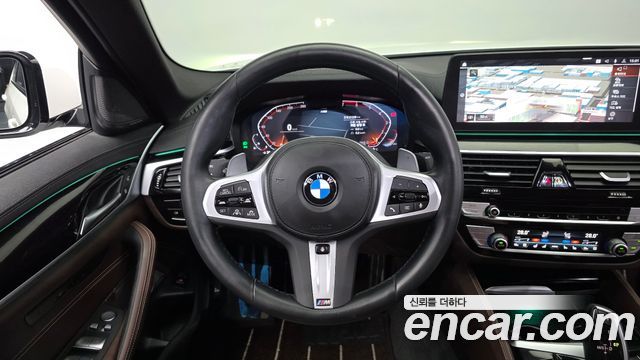 BMW 5 Series (G30) 530i xDrive M Sport Package 2023 — фото 13