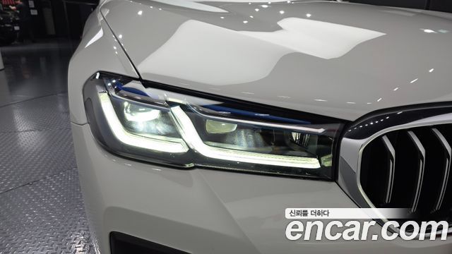 BMW 5 Series (G30) 530i xDrive M Sport Package 2023 — фото 22