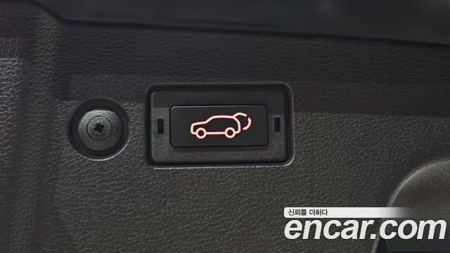 KG Mobility (SsangYong) Torres EVX E7 2024 — фото 36