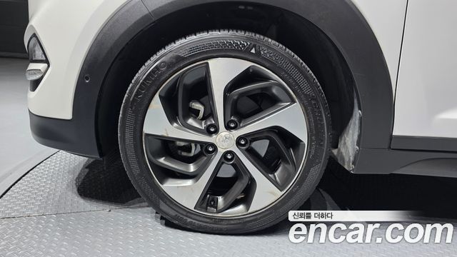 Hyundai Tucson Diesel 2.0 2WD Premium 2016 — фото 5