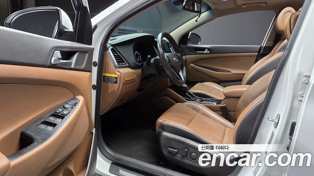 Hyundai Tucson Diesel 2.0 2WD Premium 2016 — фото 10