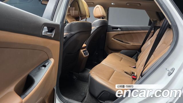 Hyundai Tucson Diesel 2.0 2WD Premium 2016 — фото 12