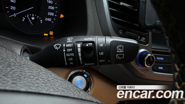 Hyundai Tucson Diesel 2.0 2WD Premium 2016 — фото 31