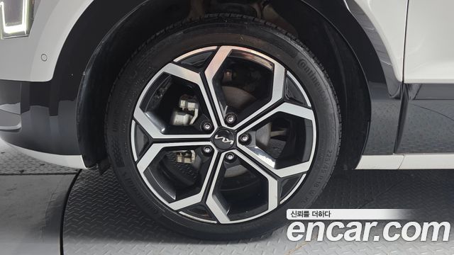 Kia Niro Signature 2022 — фото 5