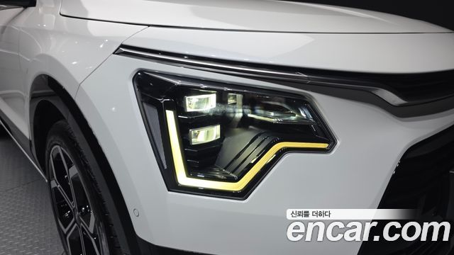 Kia Niro Signature 2022 — фото 22