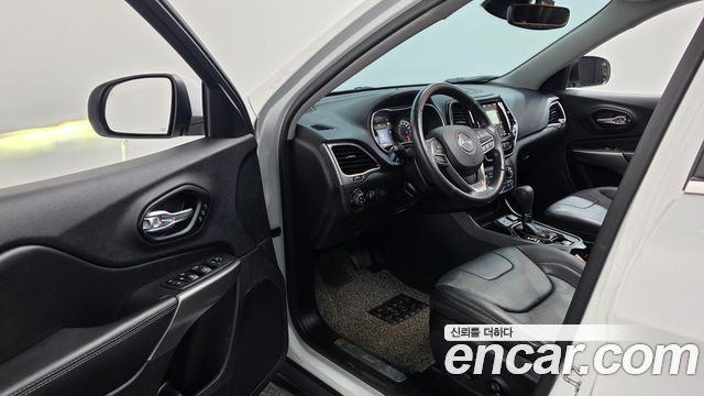 Jeep Cherokee (KL) 2.4 Limited 2WD 2021 — фото 10