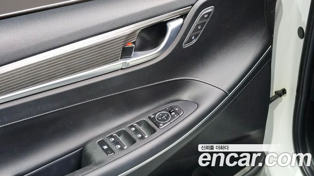 Hyundai Grandeur (IG) 3.0 Exclusive 2018 — фото 19