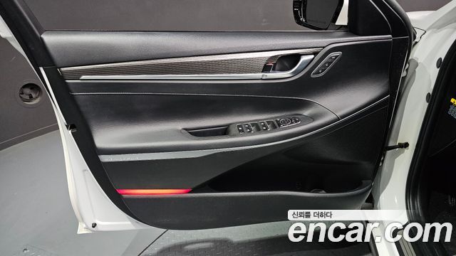 Hyundai Grandeur (IG) 3.0 Exclusive 2018 — фото 24