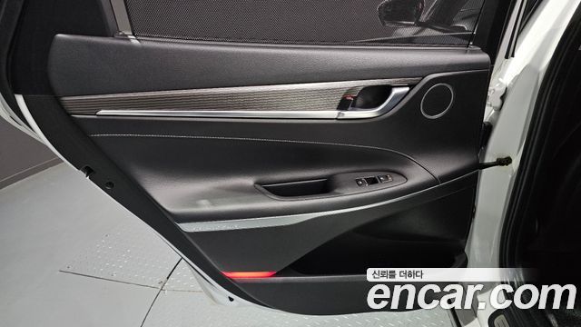 Hyundai Grandeur (IG) 3.0 Exclusive 2018 — фото 25