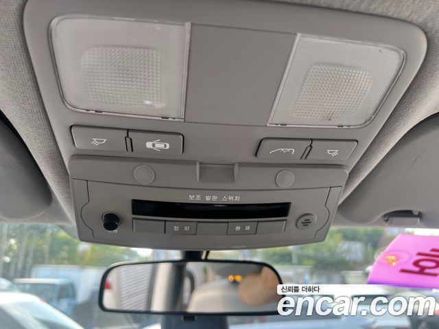 Hyundai Grand Starex School Bus 2019 — фото 18
