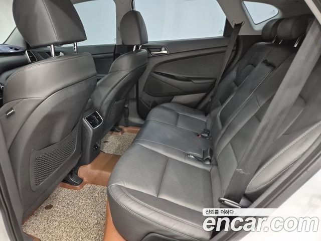 Hyundai Tucson Diesel 2.0 2WD Premium 2019 — фото 16