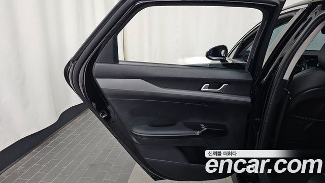 Kia K5 (III) 2.0 Prestige 2024 — фото 25