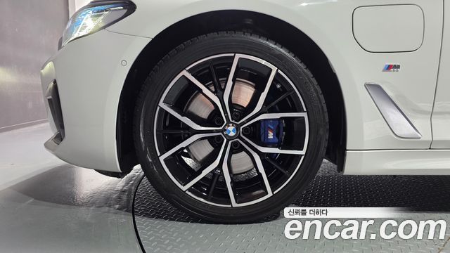 BMW 5 Series (G30) 530e M Sport 2021 — фото 5