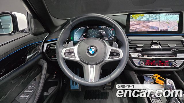 BMW 5 Series (G30) 530e M Sport 2021 — фото 13