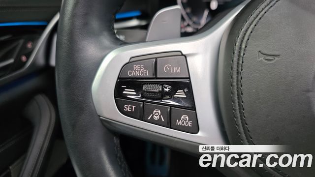BMW 5 Series (G30) 530e M Sport 2021 — фото 29