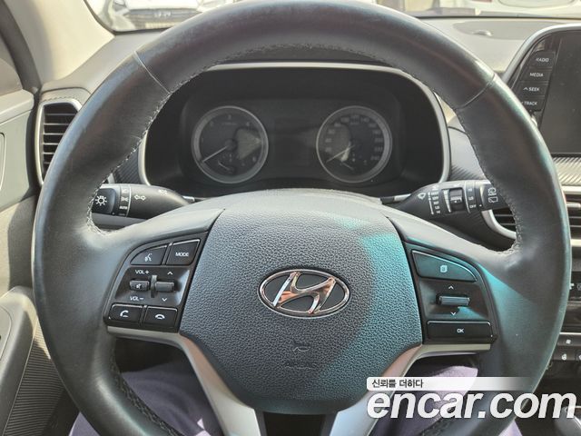 Hyundai Tucson Diesel 2.0 2WD Modern 2019 — фото 16