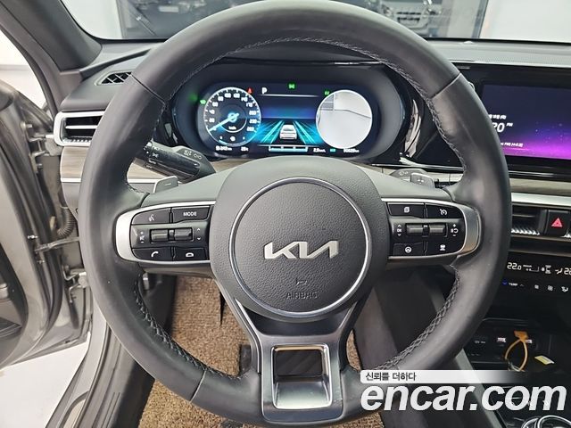 Kia K5 Hybrid (III) Signature 2022 — фото 8