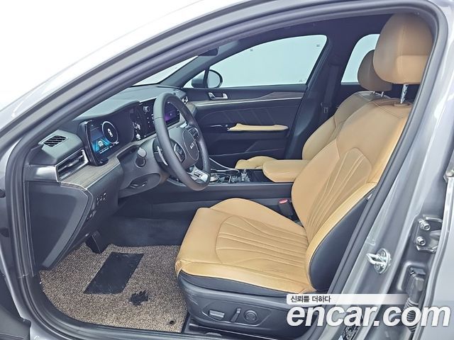 Kia K5 Hybrid (III) Signature 2022 — фото 15