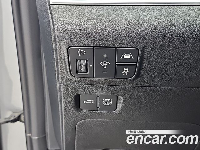 Kia K5 Hybrid (III) Signature 2022 — фото 23